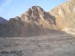 cesta do Luxoru vedla pouští a skalními útvary